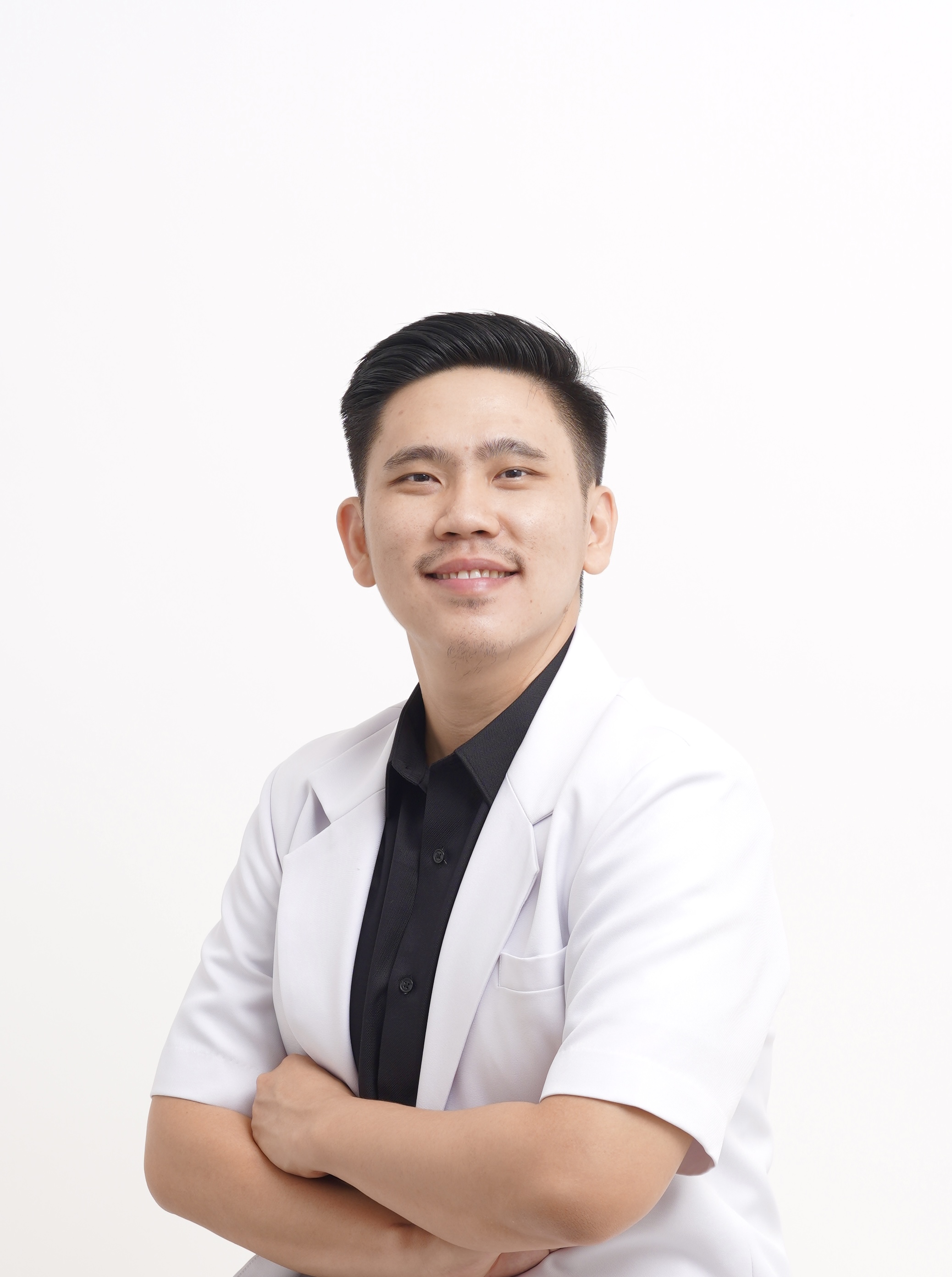 drg. Lieando Chandra, Sp.Pros